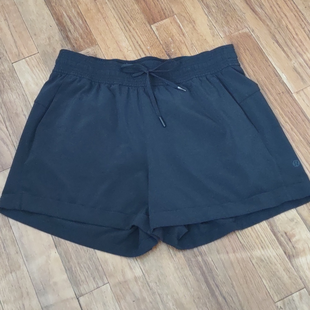lululemon Black Drawstring Shorts with Elastic Waist & Cuffed Hem - Size 8